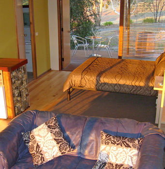 Valley Farm Vineyard Cottages - Coogee Beach Accommodation 14