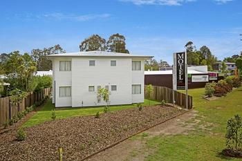 Cooroy Luxury Motel Apartments Noosa - Coogee Beach Accommodation 18
