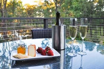 Deja Vu Estate - Coogee Beach Accommodation 3