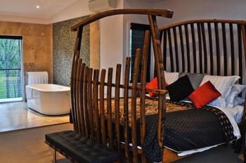 Deja Vu Estate - Coogee Beach Accommodation 4