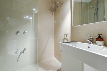 CBD Vistas - Coogee Beach Accommodation 0