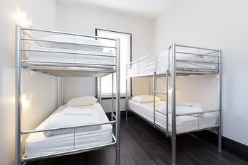 The Village Glebe - Hostel - Coogee Beach Accommodation 6