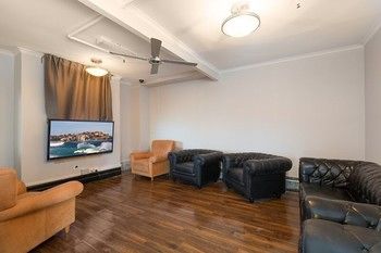 The Village Glebe - Hostel - Coogee Beach Accommodation 9