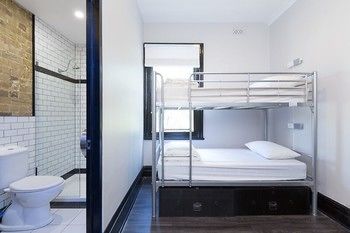 The Village Glebe - Hostel - Coogee Beach Accommodation 17