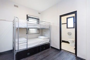 The Village Glebe - Hostel - Coogee Beach Accommodation 20