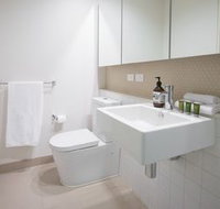 Apartment2c - Georgia - Coogee Beach Accommodation