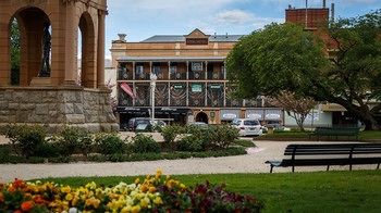 Bathurst Royal Apartments - Coogee Beach Accommodation 0