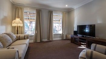 Bathurst Royal Apartments - Coogee Beach Accommodation 9