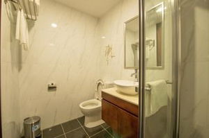 Megaboom City Hotel