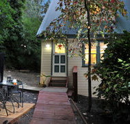 Tuckers Cottage - Coogee Beach Accommodation