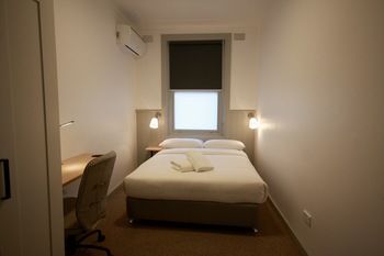 Dalziel Lodge - Coogee Beach Accommodation 12