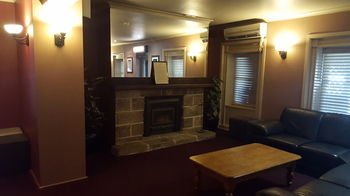 Wisemans Inn Hotel - Coogee Beach Accommodation 11