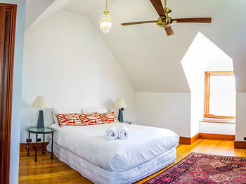 The Regents Park - Coogee Beach Accommodation 10