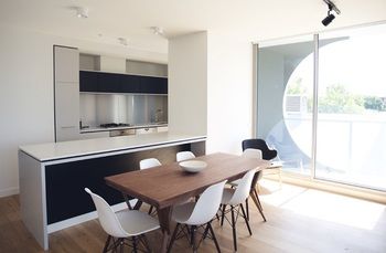 District Fitzroy - Coogee Beach Accommodation 5