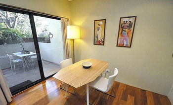 Glebe Furnished Apartments - Coogee Beach Accommodation 9