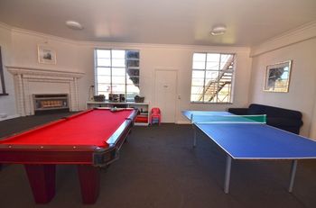 The Hallows Accommodation - Coogee Beach Accommodation 7