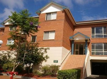 North Ryde 64 Cull Furnished Apartment - Coogee Beach Accommodation 3