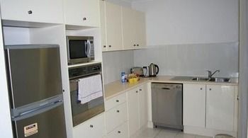 North Ryde 64 Cull Furnished Apartment - Coogee Beach Accommodation 7