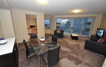North Sydney 2207 Ber Furnished Apartment - Coogee Beach Accommodation 2