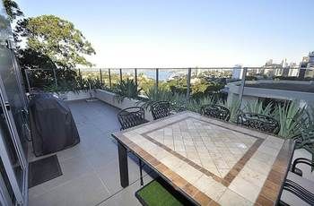 North Sydney 16 Wal Furnished Apartment - Coogee Beach Accommodation 0