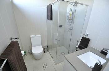 North Sydney 16 Wal Furnished Apartment - Coogee Beach Accommodation 2