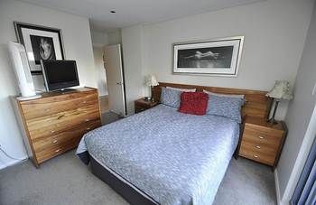 North Sydney 16 Wal Furnished Apartment - Coogee Beach Accommodation 3