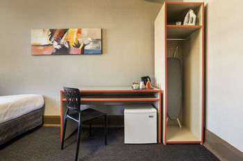 The Granville Hotel - Coogee Beach Accommodation 13