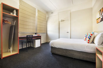 The Granville Hotel - Coogee Beach Accommodation 24
