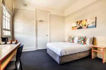 The Granville Hotel - Coogee Beach Accommodation 26