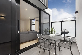 Windsor Townhouse Villa - Coogee Beach Accommodation 2