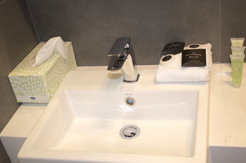 Windsor Townhouse Villa - Coogee Beach Accommodation 11