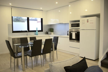 Windsor Townhouse Villa - Coogee Beach Accommodation 17