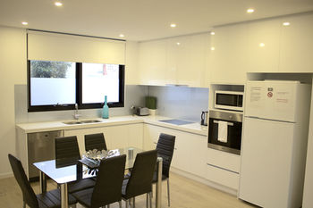 Windsor Townhouse Villa - Coogee Beach Accommodation 20