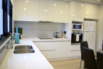 Windsor Townhouse Villa - Coogee Beach Accommodation 21