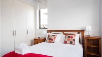Harbour Town Apartment - Coogee Beach Accommodation 15