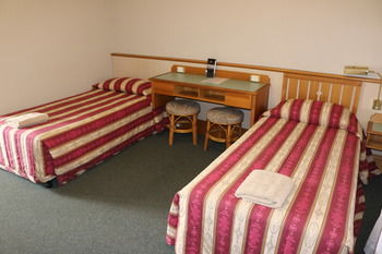 The Hermitage Motel - Coogee Beach Accommodation 6