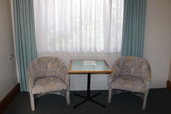 The Hermitage Motel - Coogee Beach Accommodation 7