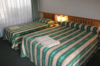 The Hermitage Motel - Coogee Beach Accommodation 10