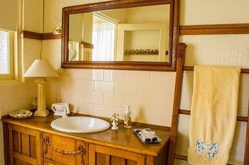 Segenhoe Inn Historic Bed & Breakfast - Coogee Beach Accommodation 6