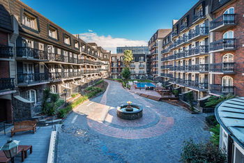 RMIT Village - Coogee Beach Accommodation 0