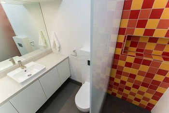 RMIT Village - Coogee Beach Accommodation 1