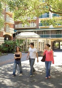 RMIT Village - Coogee Beach Accommodation 2