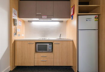 RMIT Village - Coogee Beach Accommodation 14