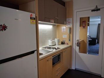 RMIT Village - Coogee Beach Accommodation 24