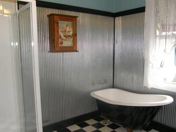 37 Queen Gloucester - Coogee Beach Accommodation 1