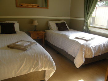 37 Queen Gloucester - Coogee Beach Accommodation 9