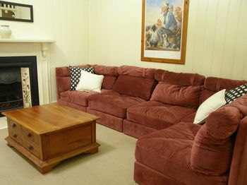 37 Queen Gloucester - Coogee Beach Accommodation 18