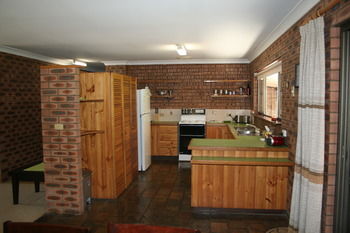Shady Trees Barrington Holiday House - Coogee Beach Accommodation 3