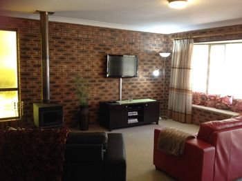 Shady Trees Barrington Holiday House - Coogee Beach Accommodation 5