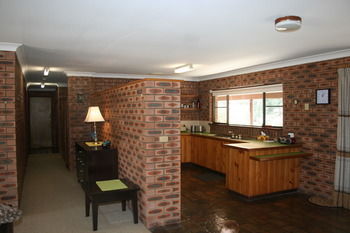 Shady Trees Barrington Holiday House - Coogee Beach Accommodation 8